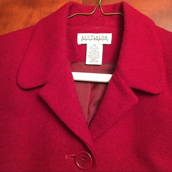 Ann Taylor wool blazer, a staple winter officewear - Picture 5 of 8